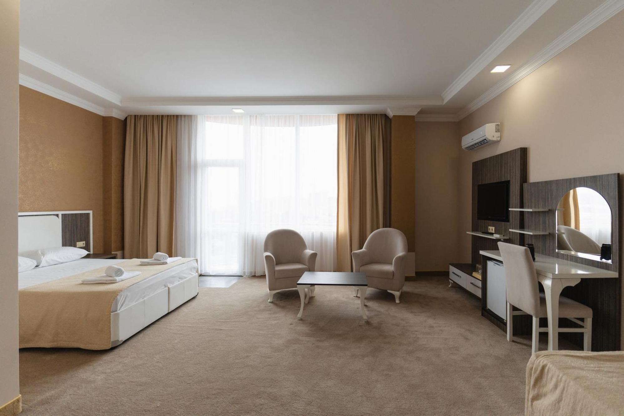 Grand Georgian Palace Batumi Luaran gambar